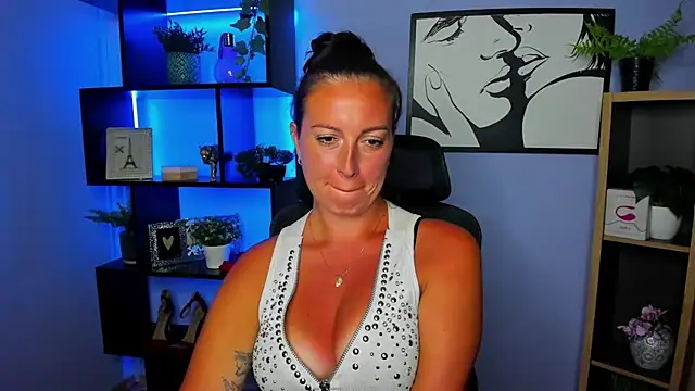 FUN AMI online show from July 28, 2026, 2:13 pm