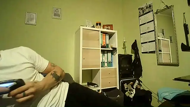 Snapshot of NiceHunter89 chatting on May 26, 2026, 8:49 pm NiceHunter89 online show from May 26, 2026, 8:49 pm
