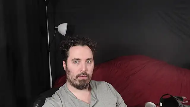 Metalstud online show from December 12, 2024, 11:47 pm