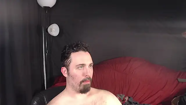 Metalstud online show from February 5, 2025, 4:06 am