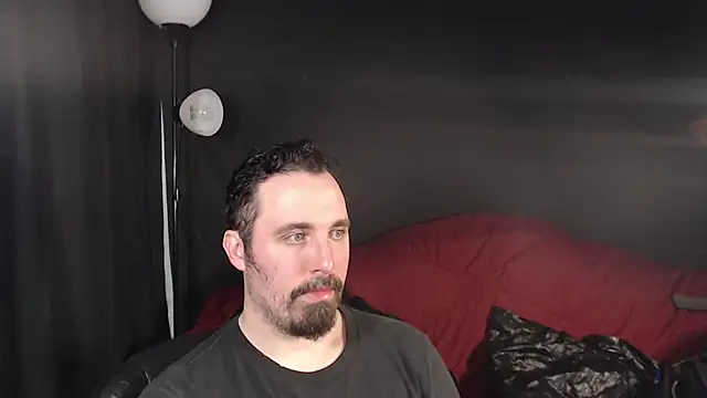 Metalstud online show from February 7, 2025, 3:23 am