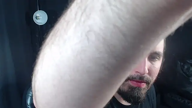 Metalstud online show from March 5, 2025, 12:38 am