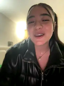 vaneelee online show from December 4, 2025, 3:16 am