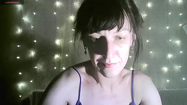 MarieODahliaS online show from November 27, 2025, 11:01 am