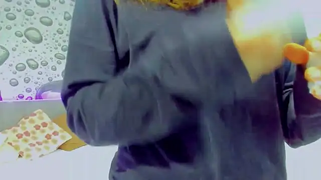 AlmaFancy online show from March 31, 2026, 4:57 am