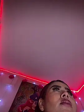 Snapshot of Emma_Brown_12 chatting on February 23, 2025, 12:41 am Emma Brown 12 online show from February 23, 2025, 12:41 am