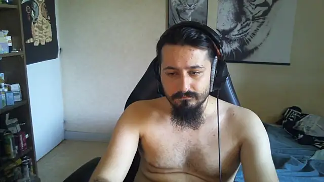 kevinmillas online show from May 25, 2026, 3:18 pm