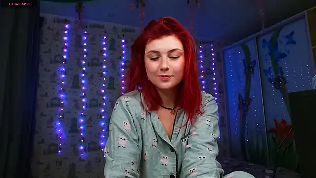 SmokyRose online show from December 25, 2024, 11:22 am