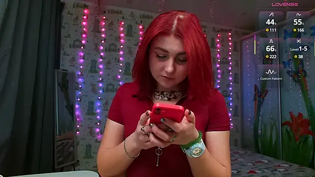 SmokyRose online show from February 6, 2025, 11:32 am