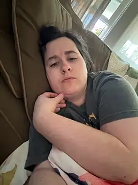 Snapshot of Luce127 chatting on September 15, 2025, 1:22 pm Luce127 online show from September 15, 2025, 1:22 pm