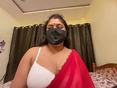 Snapshot of Love_4Sex chatting on January 6, 2025, 2:04 am Love 4Sex online show from January 6, 2025, 2:04 am