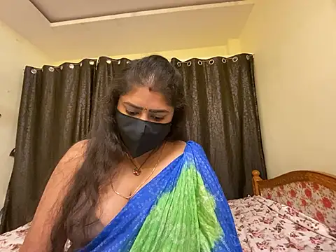 Snapshot of Love_4Sex chatting on January 15, 2025, 9:24 am Love 4Sex online show from January 15, 2025, 9:24 am