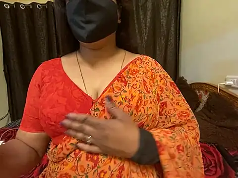 Snapshot of Love_4Sex chatting on February 25, 2025, 8:36 am Love 4Sex online show from February 25, 2025, 8:36 am