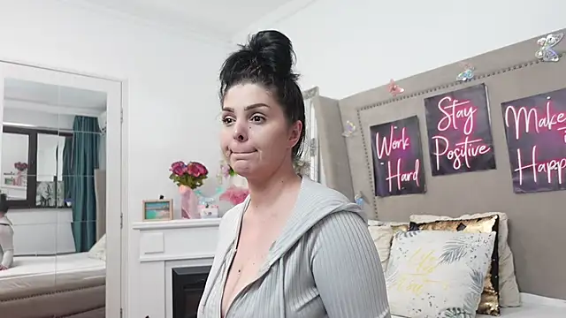 LexyRene online show from May 11, 2026, 11:38 am