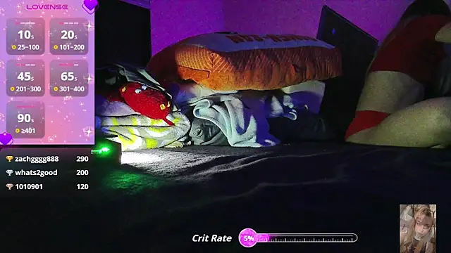 Blondiewithanass online show from September 26, 2025, 1:37 pm