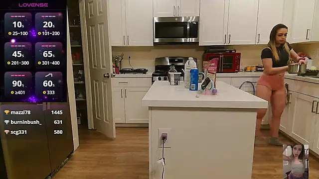 Blondiewithanass online show from November 8, 2025, 12:16 pm