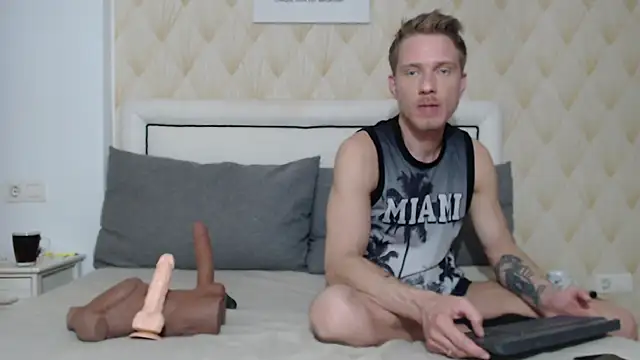 JessicaSteve online show from February 27, 2026, 7:36 pm