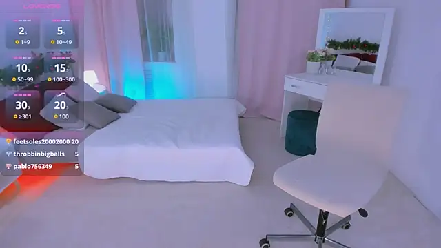 Snapshot of Laly_Peach chatting on December 21, 2024, 7:16 pm Laly Peach online show from December 21, 2024, 7:16 pm