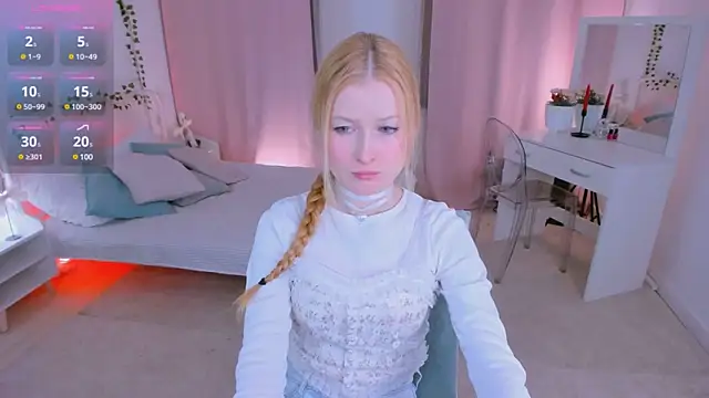 Snapshot of Laly_Peach chatting on February 11, 2025, 11:10 am Laly Peach online show from February 11, 2025, 11:10 am