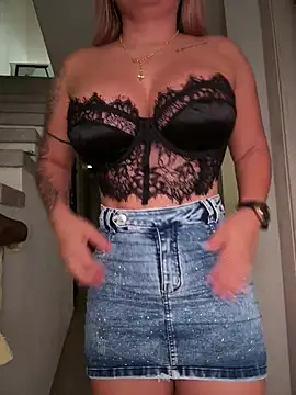 DIANITA 1988 online show from January 19, 2026, 4:11 pm