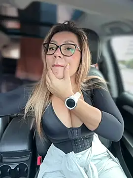 DIANITA 1988 online show from March 24, 2026, 2:33 pm