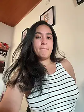 Nina lovi online show from December 12, 2024, 7:48 pm