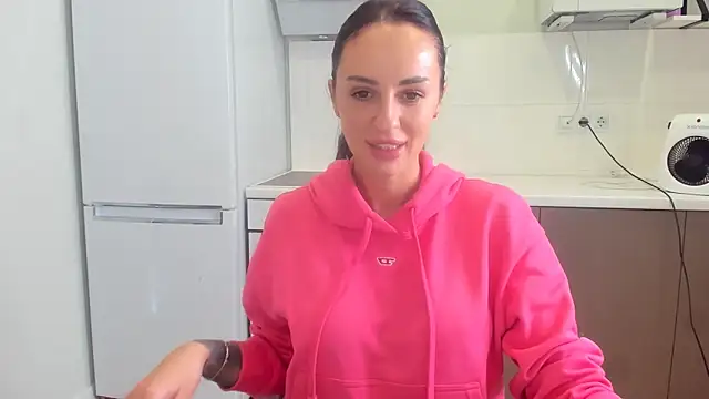 Snapshot of Your_Masha chatting on November 15, 2025, 8:22 am Your Masha online show from November 15, 2025, 8:22 am