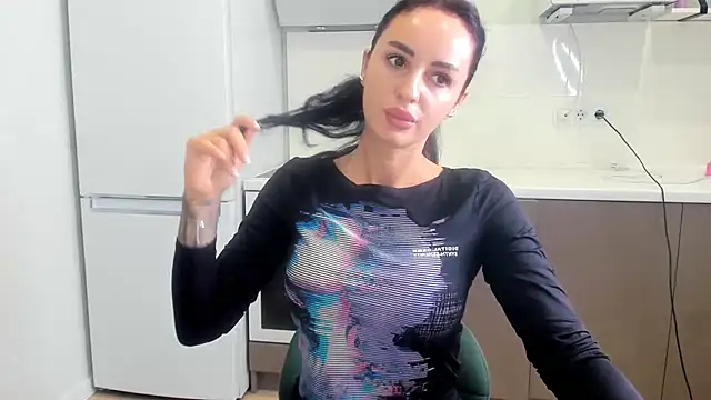 Snapshot of Your_Masha chatting on November 28, 2025, 8:50 am Your Masha online show from November 28, 2025, 8:50 am