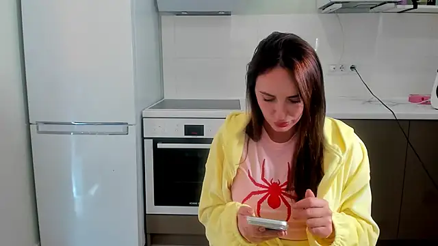 Your Masha online show from April 15, 2026, 12:23 pm