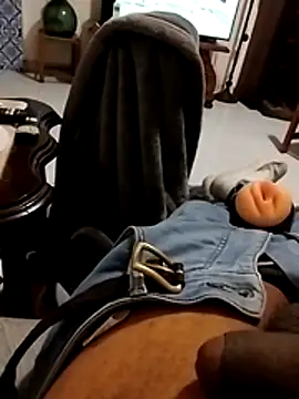 Niggapoison23 online show from December 23, 2025, 4:21 am