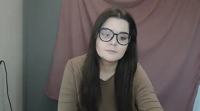 ohhhMie online show from February 16, 2025, 4:32 pm