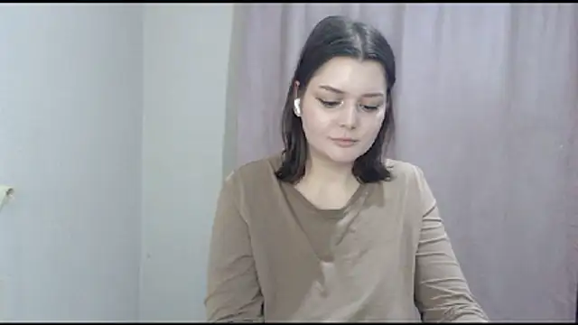 ohhhMie online show from January 11, 2026, 11:10 pm