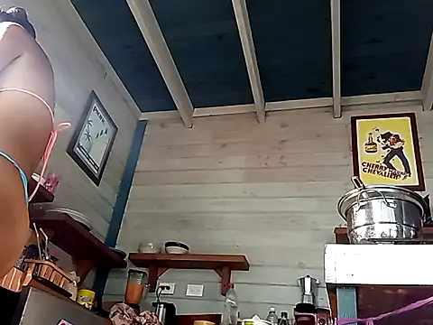 Luna-Natural online show from March 6, 2025, 1:14 pm