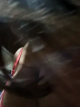 Snapshot of AbellaLizz chatting on October 31, 2025, 7:53 am AbellaLizz online show from October 31, 2025, 7:53 am