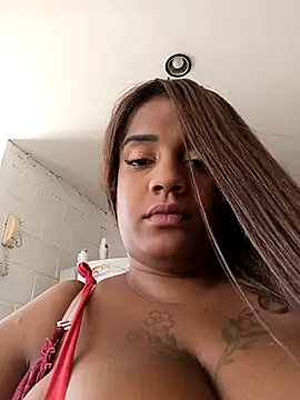 Snapshot of AbellaLizz chatting on November 9, 2025, 3:10 pm AbellaLizz online show from November 9, 2025, 3:10 pm