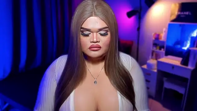 KarolinaThompson online show from December 8, 2024, 1:13 am