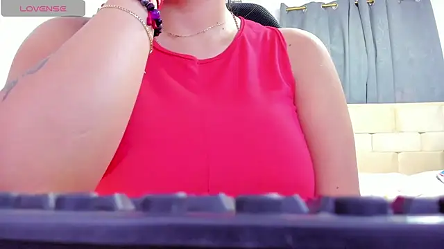 Snapshot of sweetfabianaxl chatting on March 13, 2026, 7:31 pm sweetfabianaxl online show from March 13, 2026, 7:31 pm