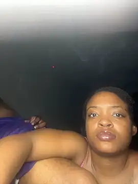 Yonisoosweet online show from December 23, 2025, 4:10 am