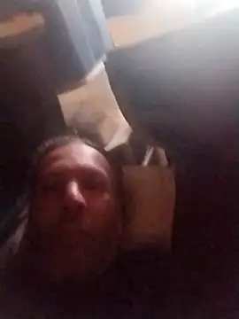 trucker1979 online show from April 8, 2026, 9:37 pm