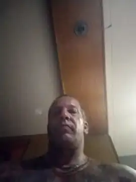 trucker1979 online show from July 18, 2026, 1:48 pm