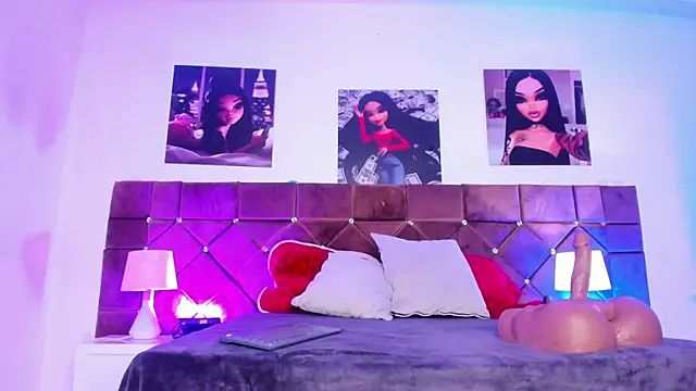 Snapshot of Ariana_lopezz chatting on March 1, 2025, 12:45 pm Ariana lopezz online show from March 1, 2025, 12:45 pm