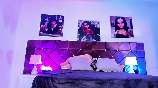 Snapshot of Ariana_lopezz chatting on March 5, 2025, 12:33 pm Ariana lopezz online show from March 5, 2025, 12:33 pm