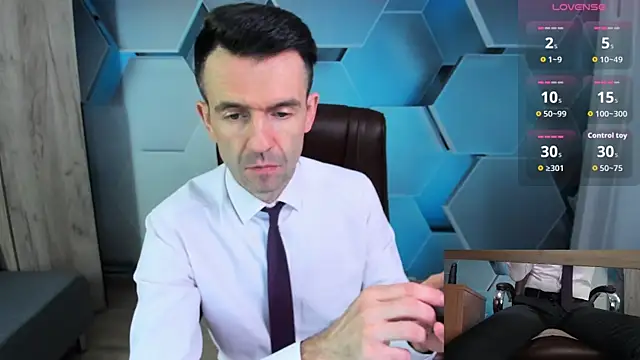 SteveTiger online show from March 16, 2026, 9:46 am