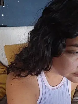 blerstefan1 online show from October 28, 2025, 12:52 pm