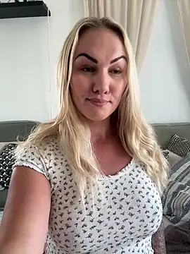 Snapshot of NastyMilf_ chatting on November 24, 2025, 12:49 pm NastyMilf online show from November 24, 2025, 12:49 pm