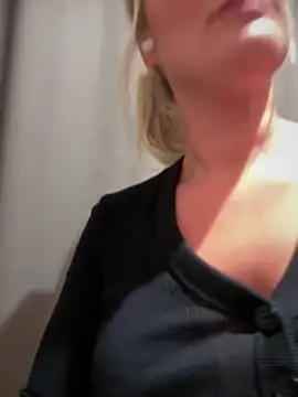 NastyMilf  online show from December 21, 2025, 12:34 pm