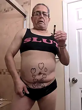 Snapshot of bobby69cock chatting on January 3, 2025, 6:22 am bobby69cock online show from January 3, 2025, 6:22 am