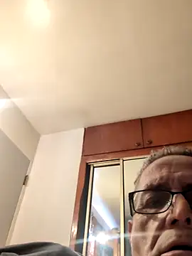 Snapshot of bobby69cock chatting on January 28, 2025, 4:52 pm bobby69cock online show from January 28, 2025, 4:52 pm