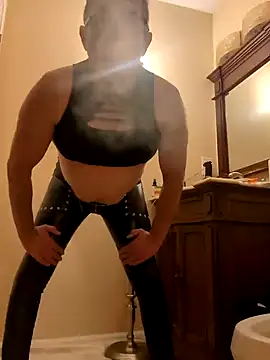 Snapshot of bobby69cock chatting on January 29, 2025, 12:02 pm bobby69cock online show from January 29, 2025, 12:02 pm