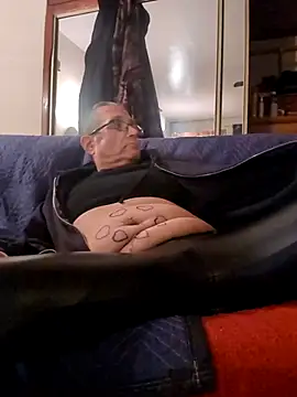 Snapshot of bobby69cock chatting on March 19, 2025, 6:46 am bobby69cock online show from March 19, 2025, 6:46 am